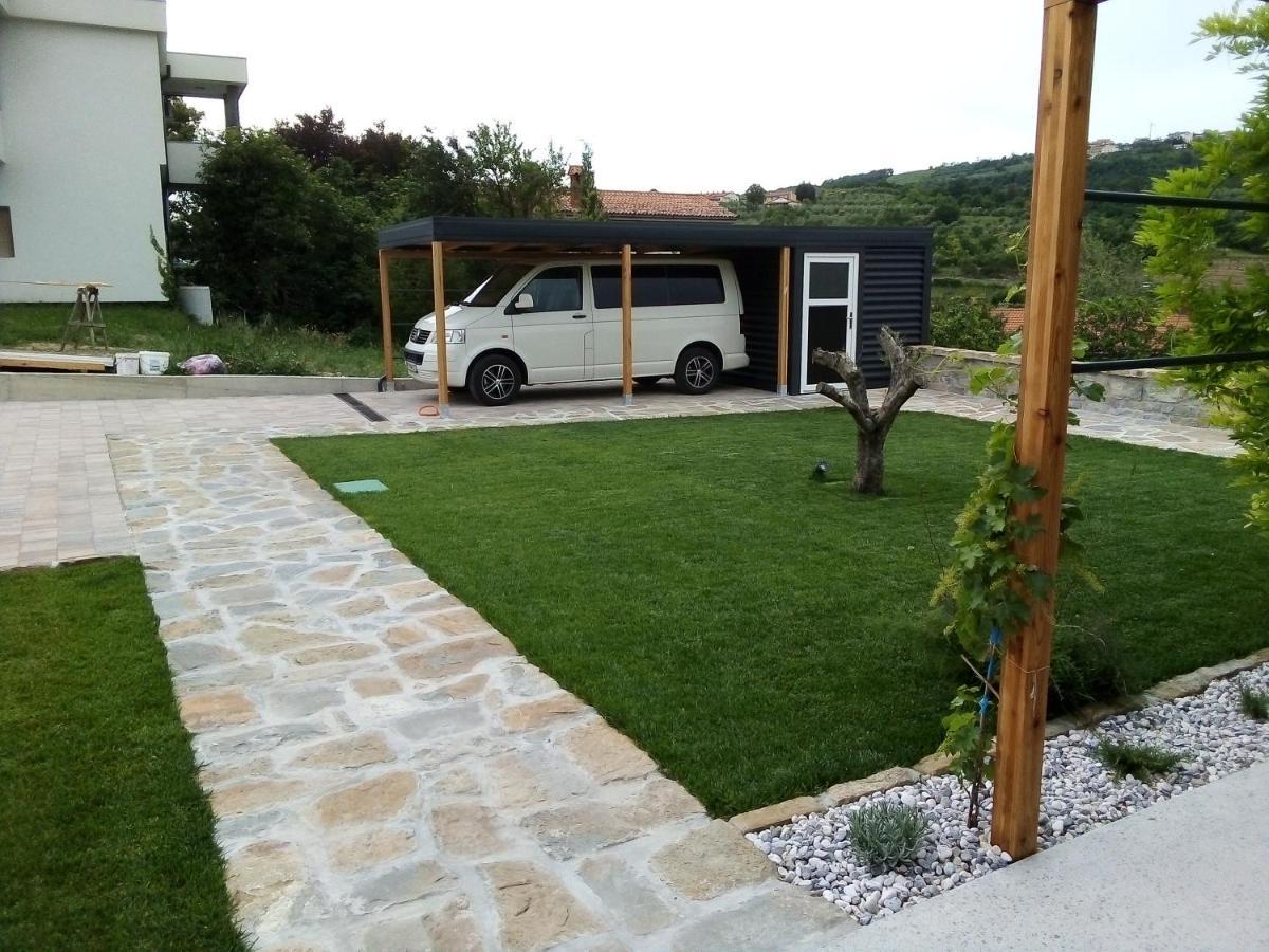 Casa Miranda - Family Comfort In A Quiet Area, Near The Sea, With Bbq And Free Parking Zgornje Skofije Ngoại thất bức ảnh